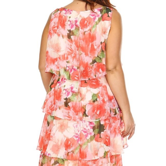 SLNY Floral Layered Chiffon Dress - Picture 4 of 4